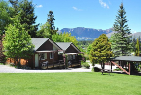 Отель Greenacres Alpine Chalets & Villas  Хэнмер-Спрингз